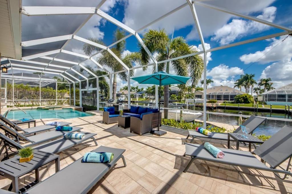 Villa Martinique By Coralvilla Cape Coral Bagian luar foto